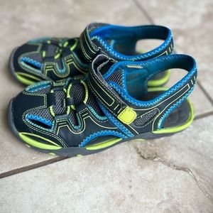 Boys sandals